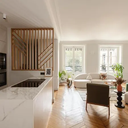 Luxury Saint Germain Des Pres Apartment